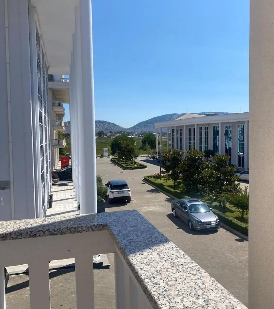 Velipoja Luxury Apartment  Velipojë